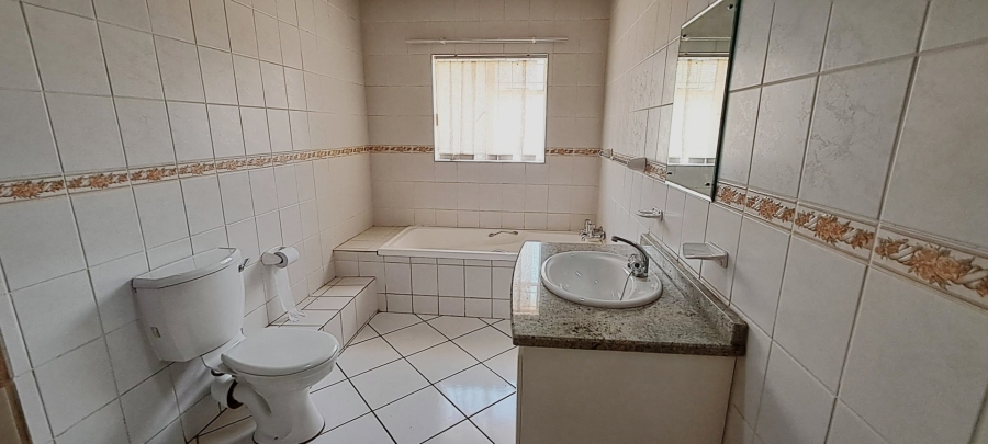 3 Bedroom Property for Sale in Protea Park North West